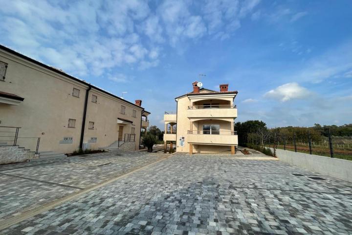 Istra, Umag novogradnja apartman S7 NKP 87, 77 m2