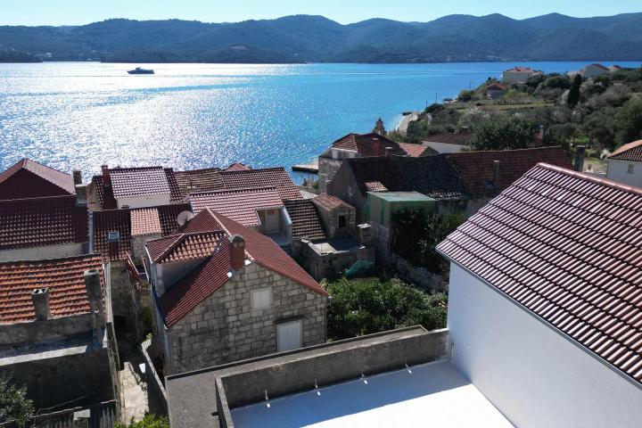 Pelješac, Kučište, kuća 60 m od mora