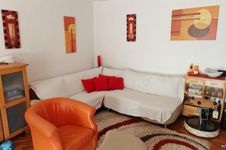 Zadar, Pag, kuća s pet apartmana i pogledom na more, 867, 39 eur/m2