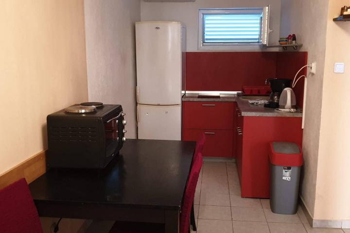 Nin, Ždrijac, prekrasna apartmanska vila, prvi red do mora