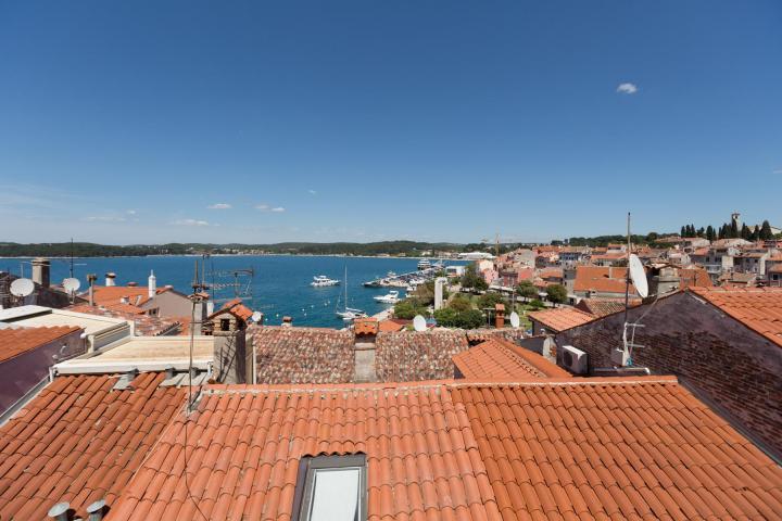 Istra, Rovinj, stan u centru s pogledom na more, 41km2