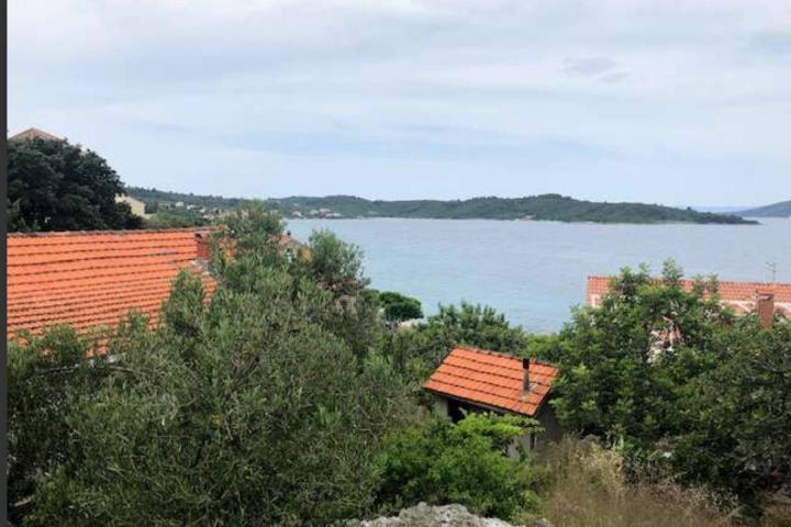 Otok Korčula, građevinsko zemljište s postojećim objektima