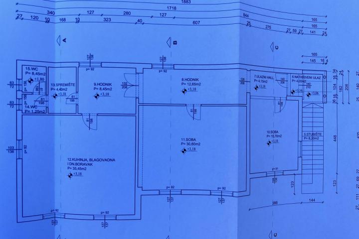 Pazin, Cerovlje - 240 m2 kuće s građevinskom okućnicom od 755 m2