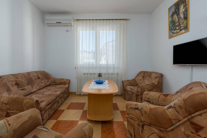 Istra, Rovinj, apartmanska kuća, 13 stanova, uhodani biznis, odlična prilika