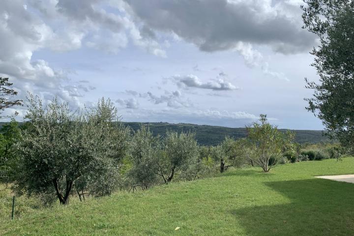 Grožnjan, luksuzna vila s prekrasnim pogledom