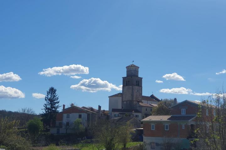 Istra, Tinjan, građevinsko zemljište blizu centra