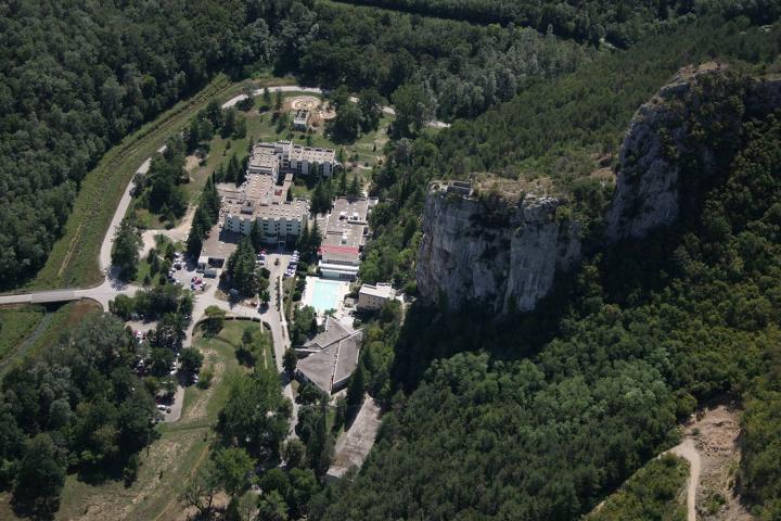 Motovun: hotel, zdravstveni centar, spa resort usred Istre: ogromni potencijal!!!