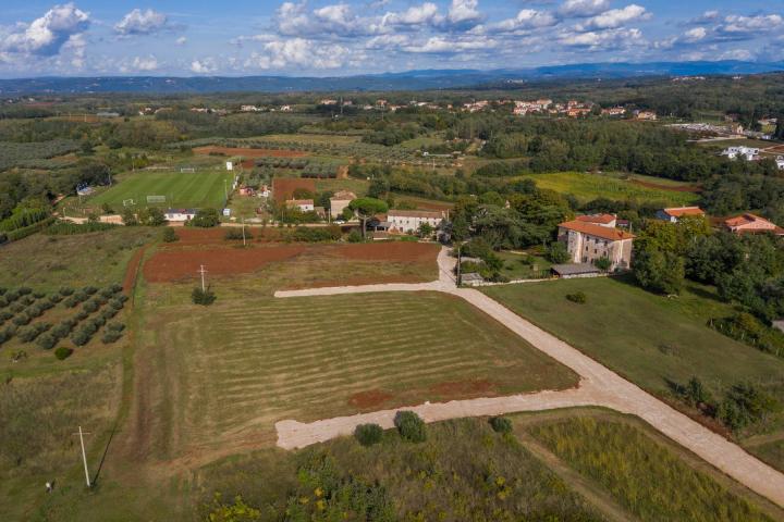  Istra, Kaštelir, građevinsko zemljište s pogledom na more!