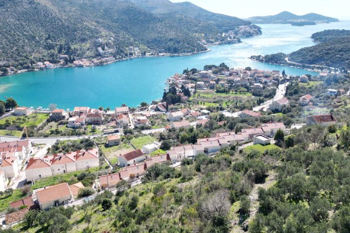 Dubrovnik, okolica - građevinsko zemljište 658 m2 s dozvolom 