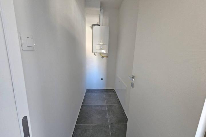 Rijeka, Srdoči, potpuno opremljen PENTHOUSE u novogradnji NKP 116 m2