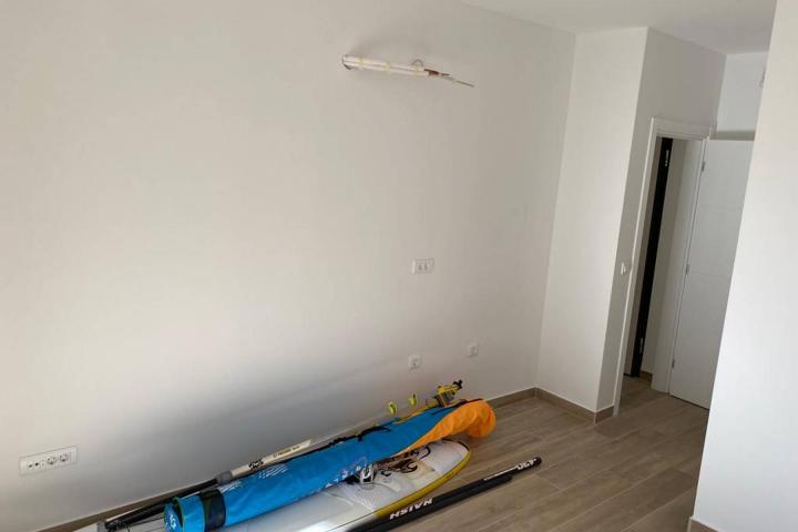 Bol, atraktivan trosoban apartman NKP 87, 67 m2 s vrtom NOVOGRADNJA