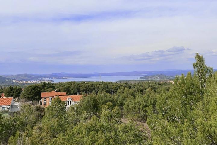 Šibenik, Bilice, građevinsko zemljište u S – zoni 13. 345 m2