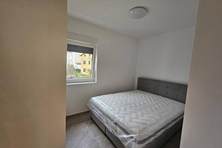 Rijeka, Srdoči, novouređen PENTHOUSE u novogradnji NKP 116 m2