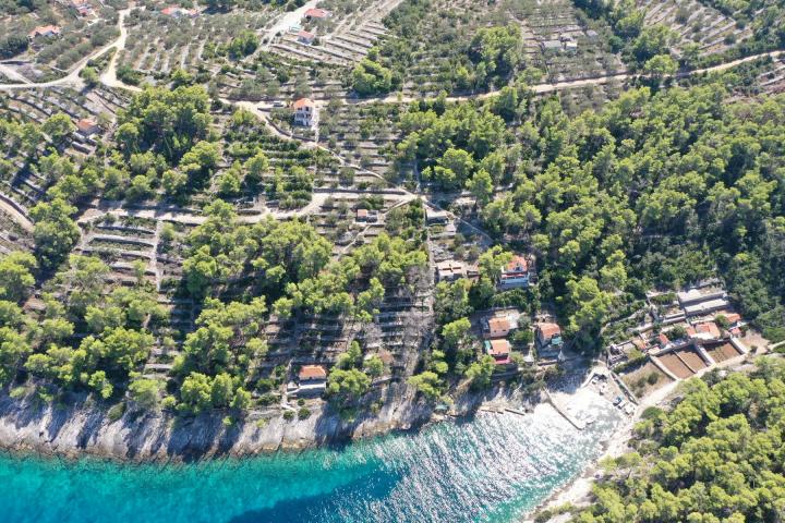 Korčula, atraktivno građevinsko zemljište 1. red uz more