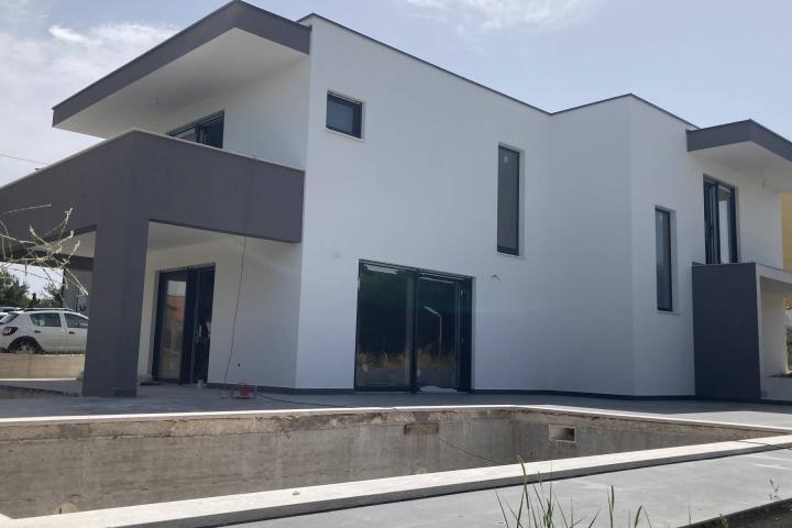 Istra, Zartinj, atraktivna vila 220m2 sa bazenom novogradnja