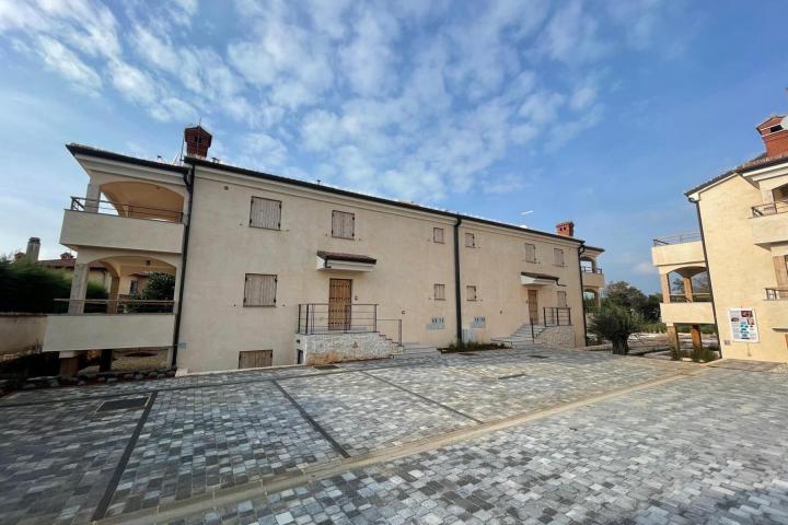 Istra, Umag novogradnja apartman S8 NKP 92, 56 m2