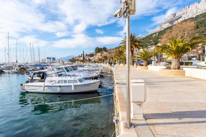 Makarska, Baška Voda, dvosoban luksuzan stan 1. kat s pogledom na more 