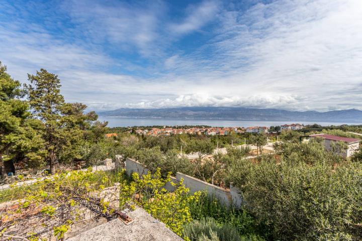  Brač, Supetar kamena kuća s pogledom na more