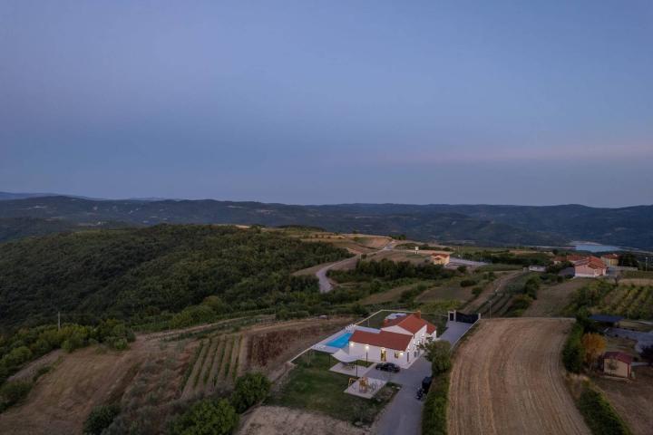 Istra, Vrh - Villa s predivnim panoramskim pogledom