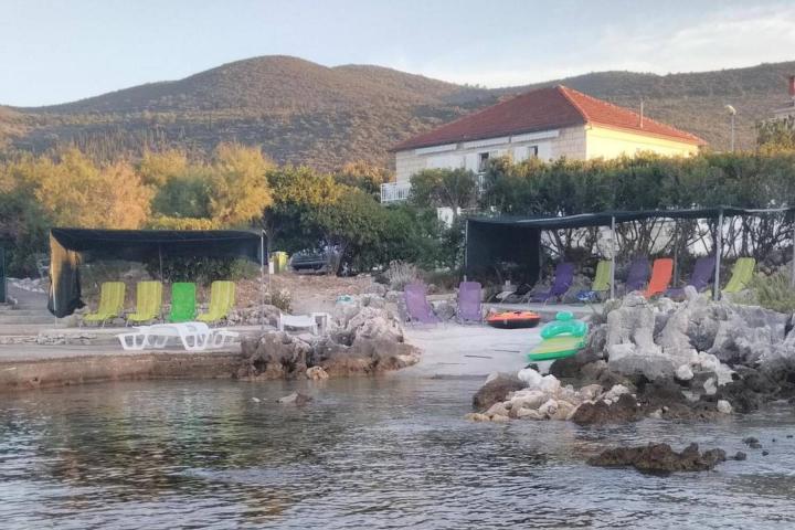 Korčula, kuća na jedinstvenoj lokaciji uz more