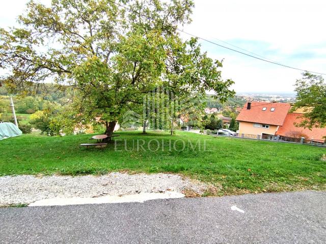 INVESTICIJA - PRILIKA - 90€/m2, 990 m2