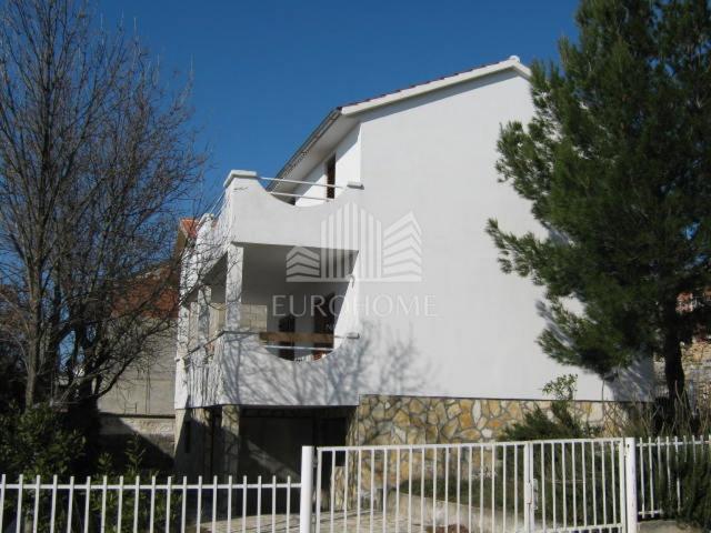 House Maslenica, Jasenice, 185,50m2