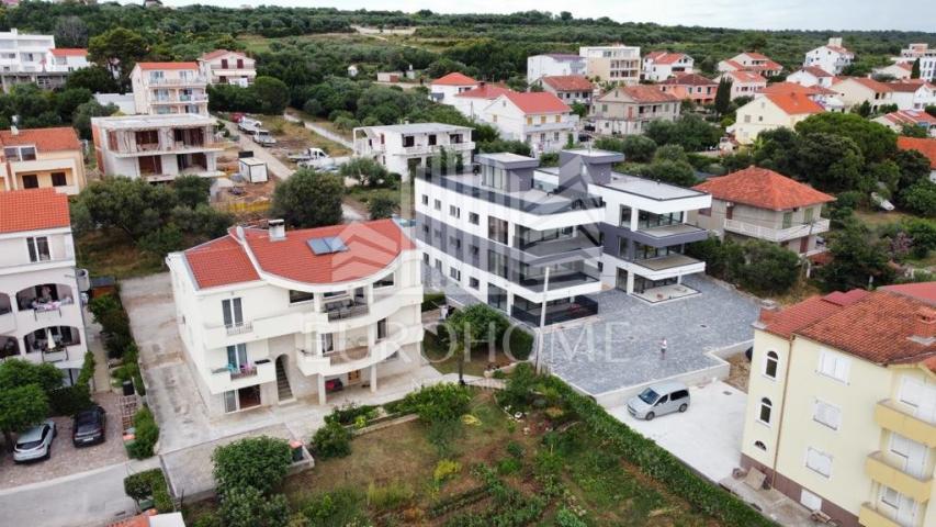 Luksuzni apartman 4s, 125m2, KOŽINO, 30m od mora, NOVOGRADNJA