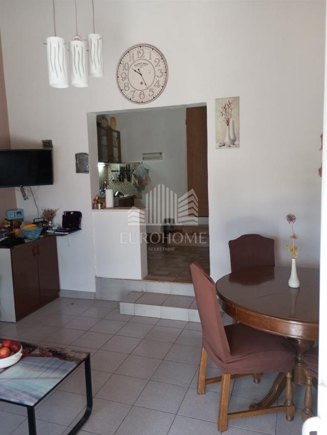 PRIDRAGA, Novigrad, kuća s bazenom 122m2