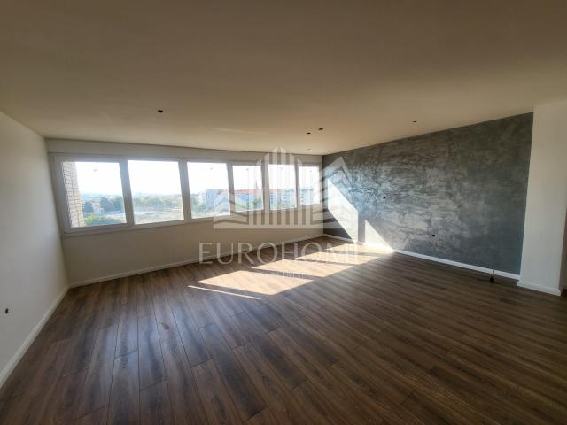 Zadar, Bulevar, kompletno renoviran stan, 99m2, 2575€/m2 - 