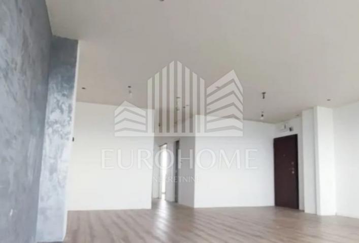 Zadar, Bulevar, kompletno renoviran stan, 99m2, 2575€/m2 - 