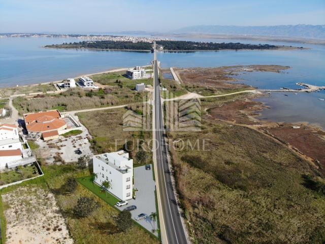 PENTHOUSE, POGLED NA MORE, 55, 35+76m2 terase, Privlaka