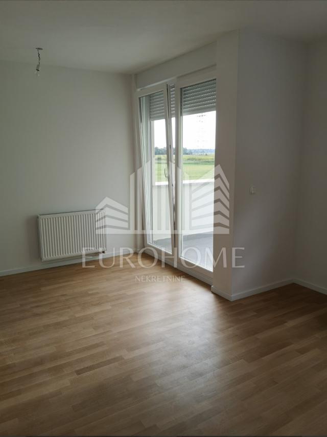 Flat Sesvetski Kraljevec, Sesvete, 81,67m2