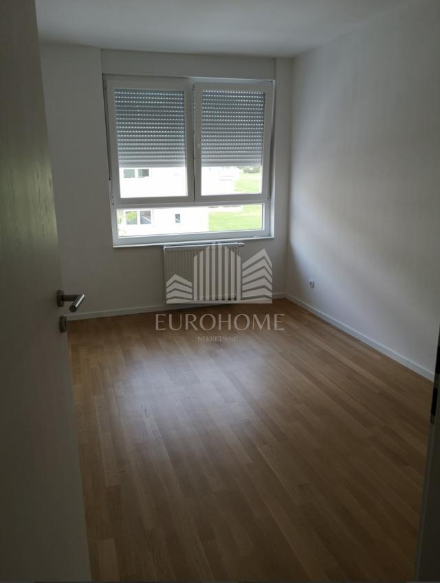 Flat Sesvetski Kraljevec, Sesvete, 82,13m2