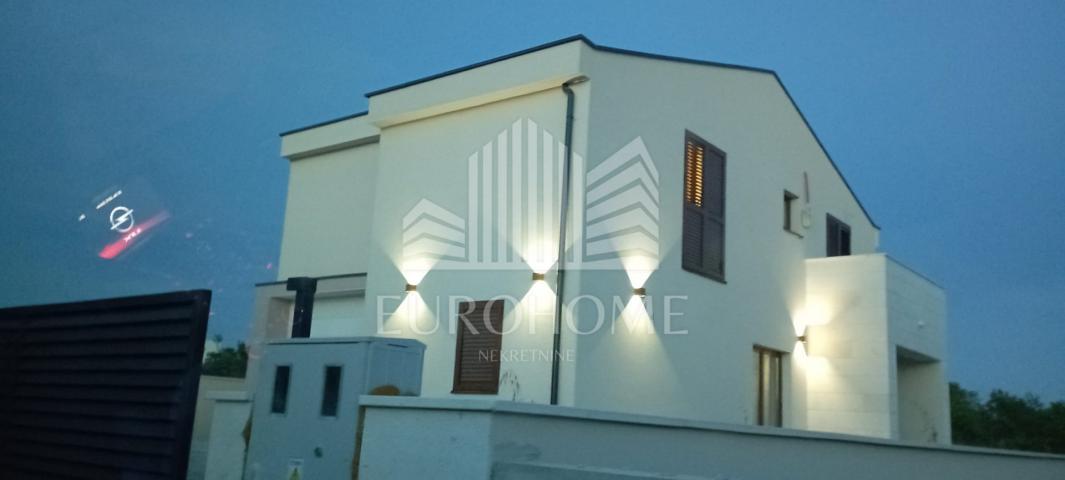 ZADAR-MURVICA, Villa 150m2 Novogradnja s Bazenom