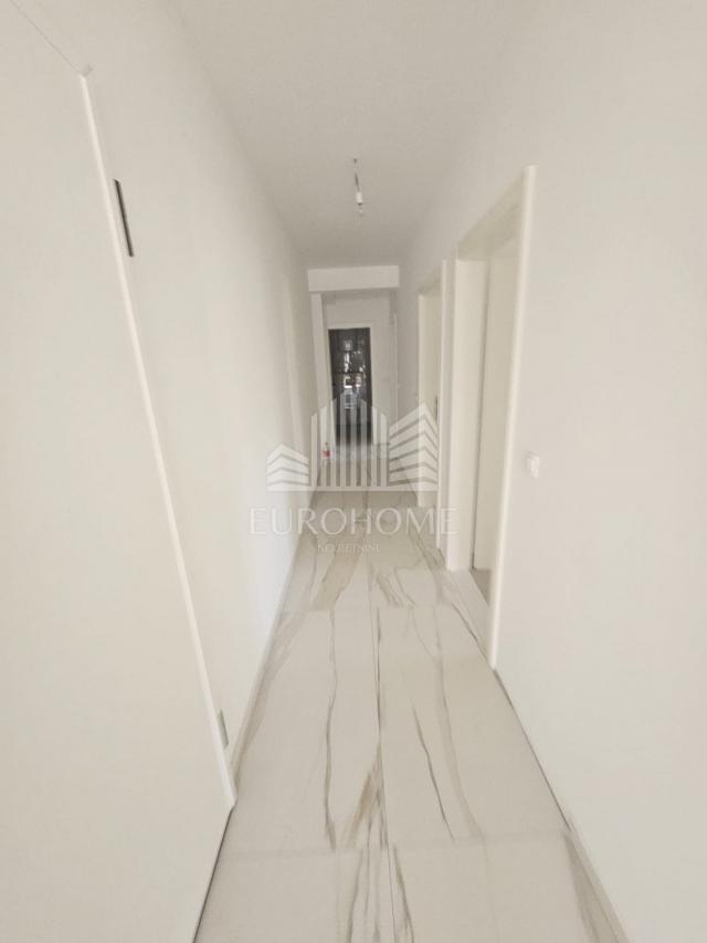 Flat Plovanija, Zadar, 117m2