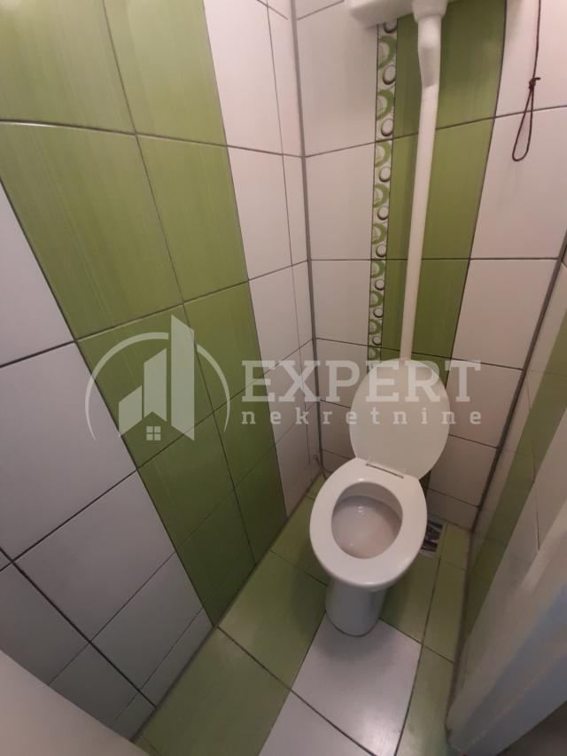 Izdaje se stan kao poslovni prostor, centar, Strahinjića Bana, 45m2, 350e