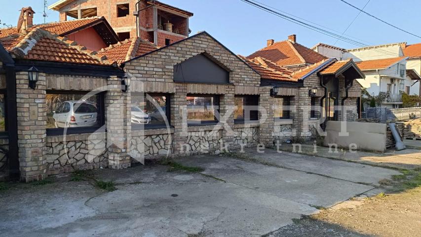 Poslovno-stambeni objekti, 320m2, naselje Rupe