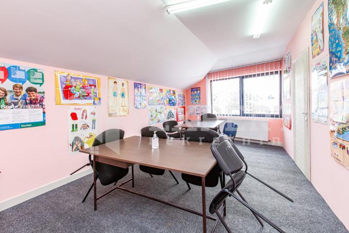 Brzi Brod, poslovni prostor, 430 m2