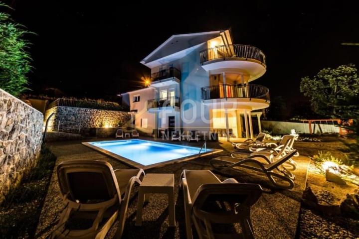 Haus Ika, Opatija - Okolica, 380m2