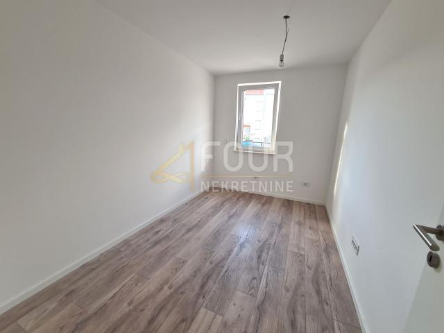 Flat Cres, 115,55m2