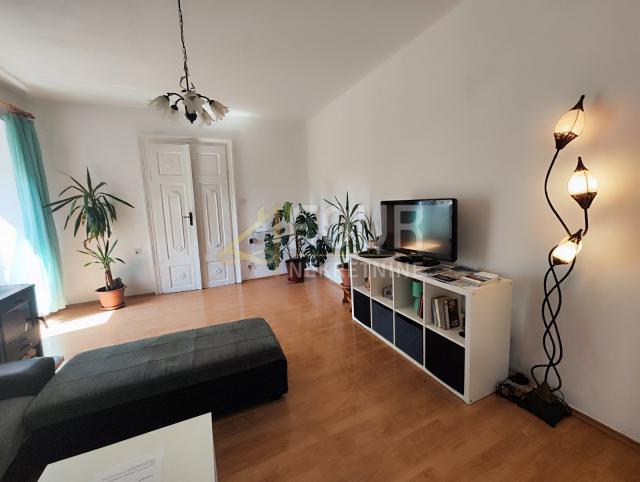 Flat Centar, Rijeka, 70,85m2