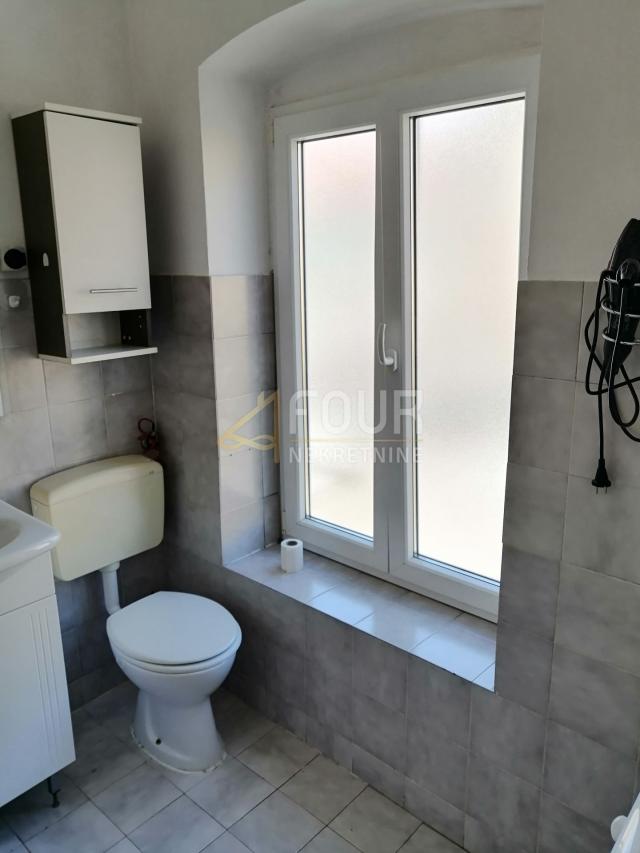 Flat Centar, Rijeka, 70,85m2