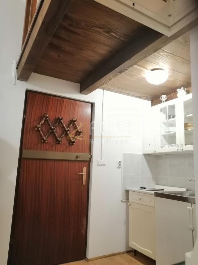 Flat Pobri, Opatija - Okolica, 17,74m2