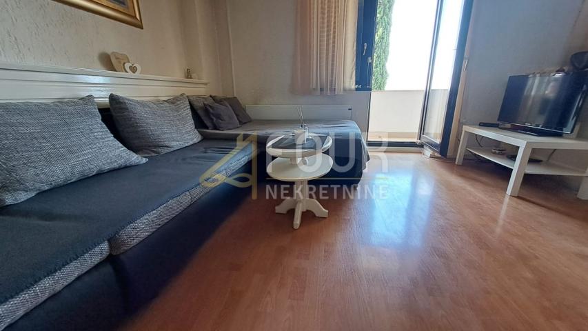 Flat Senj, 61,41m2