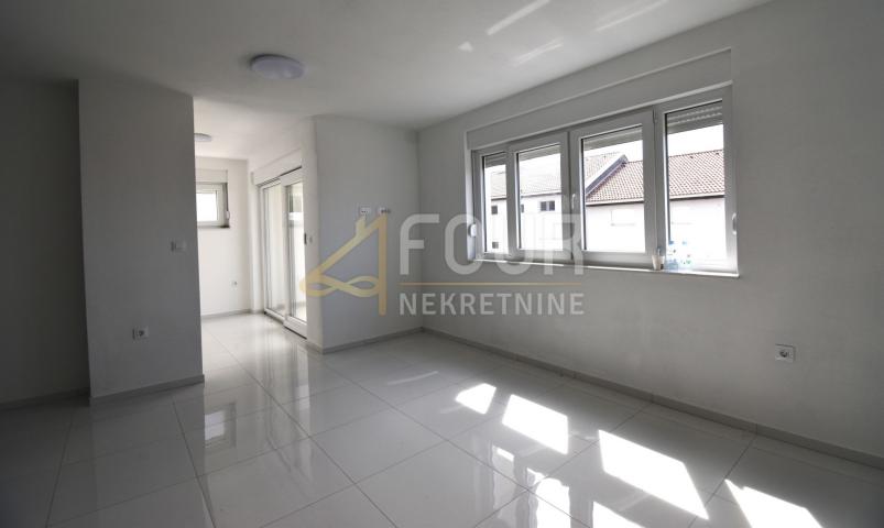 Flat Crikvenica, 109,97m2