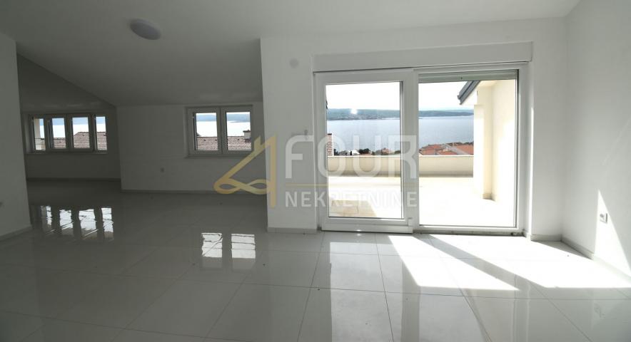 Flat Crikvenica, 109,97m2