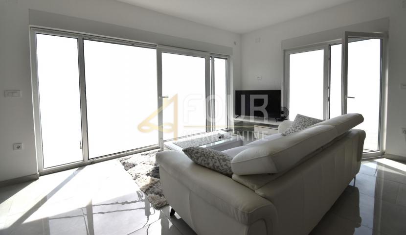 Flat Opatija - Centar, Opatija, 78,82m2