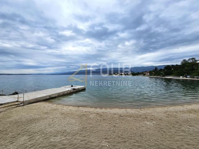 Otok Krk, Šilo, novogradnja, 68. 70m2, 3s+db, 2 lođe