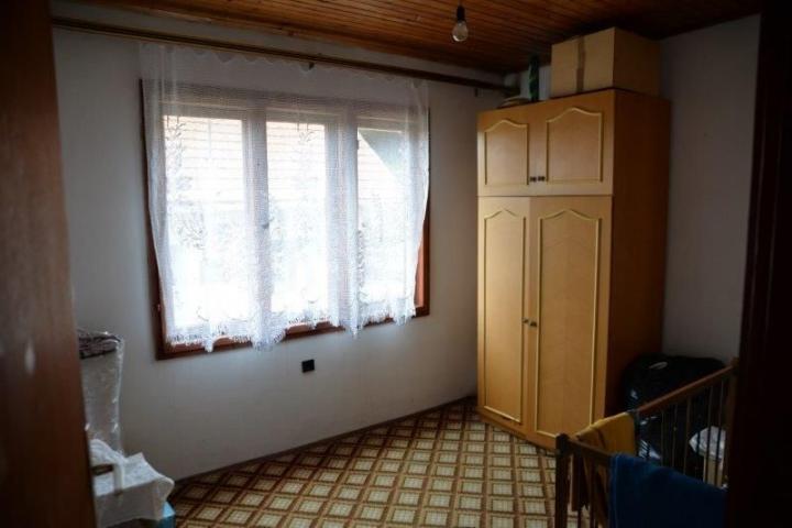 Prodaje se kuća, 180 m2, ul. Rada Drobnjaka, Prijepolje