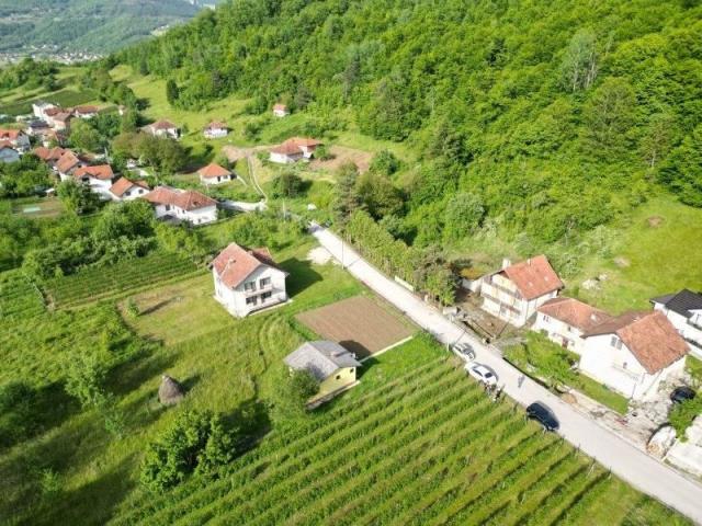 Prodaje se kuća, 240 m2, Vinicka, Prijepolje